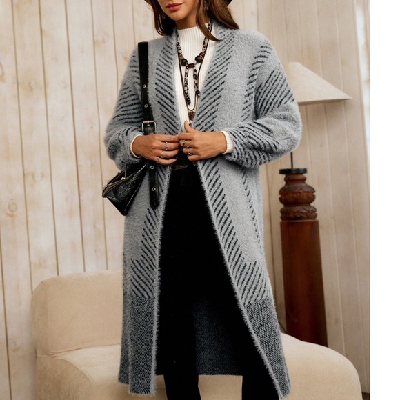 Cozy Color Block Stripes Fuzzy Open Front Cardigan - Picture 4 of 9